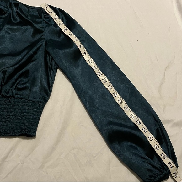 Guess Factory Cabrera Keyhole Top - Picture 5 of 6